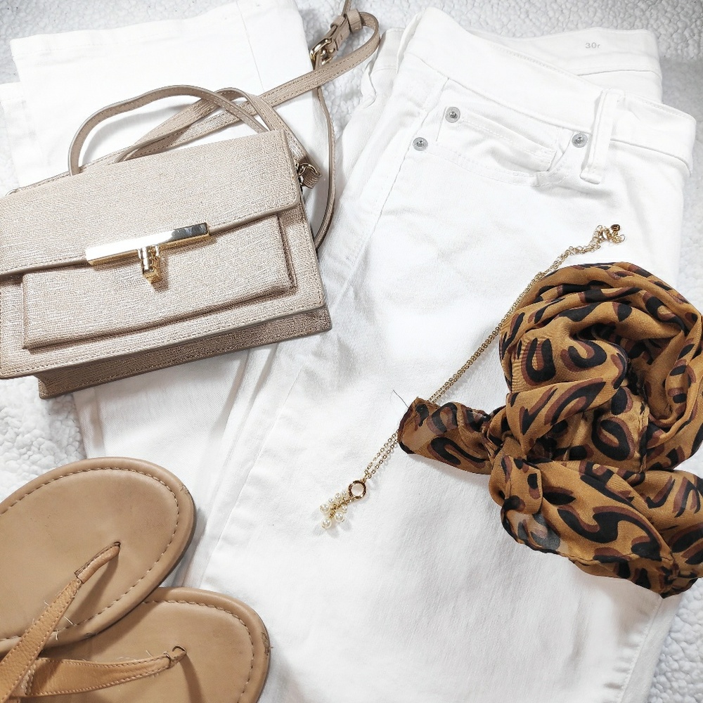 GAP woman's straight  white jeans - Picture 3 of 8